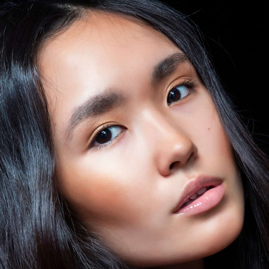 IN FOCUS | How To Make Your Summer Glow Last Longer