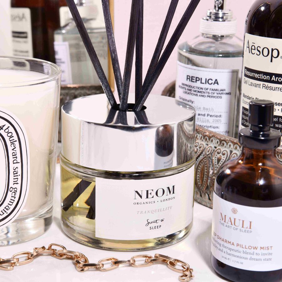 IN FOCUS | Les parfums de soin de soi les plus exaltants pour Noël