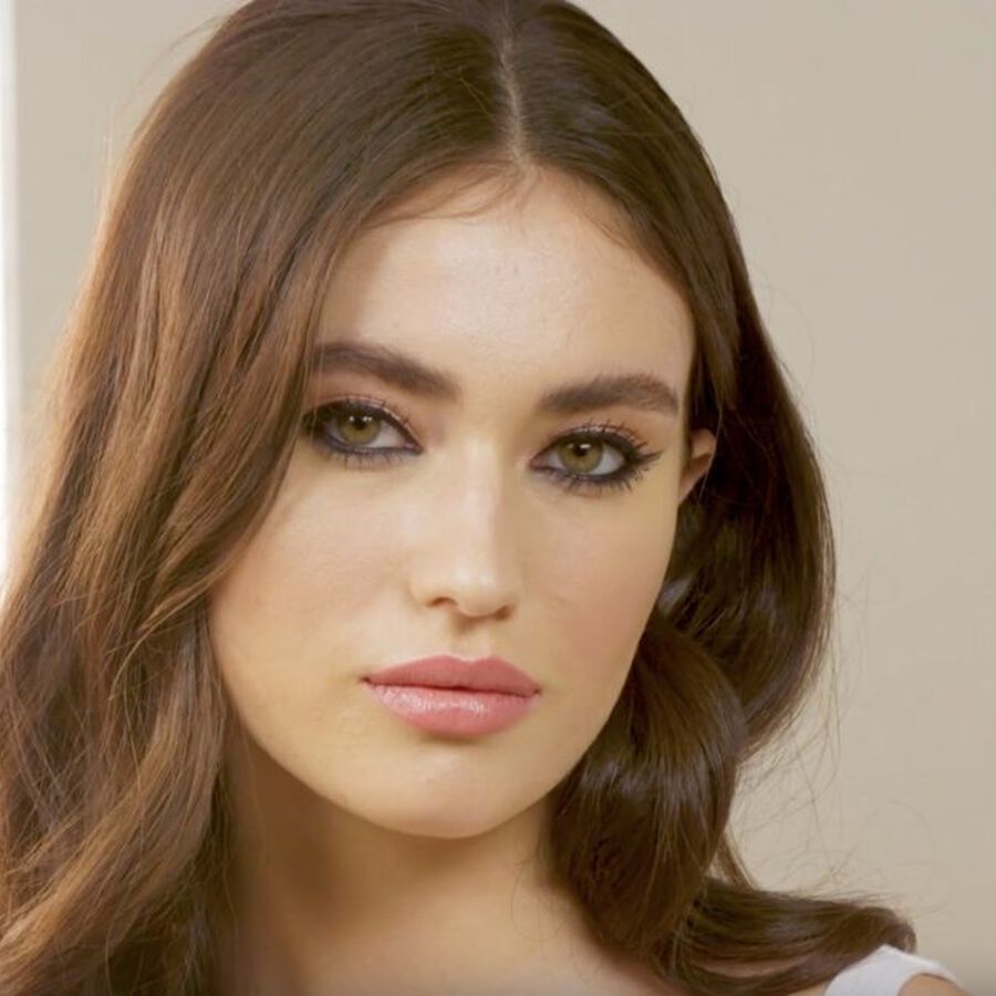 SPACE SCHOOL | Makeup Artist Nikki Wolff On Party Liner & Lashes