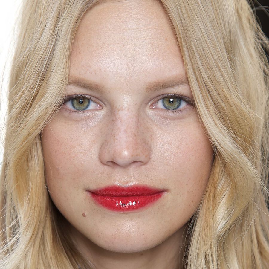 THE ART OF | Achieving Effortlessly Undone Hair