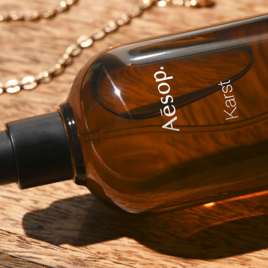 How To Layer Your Fragrance