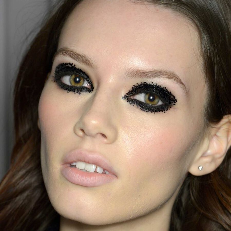 THE ART OF | How To Do Smoky Eyes