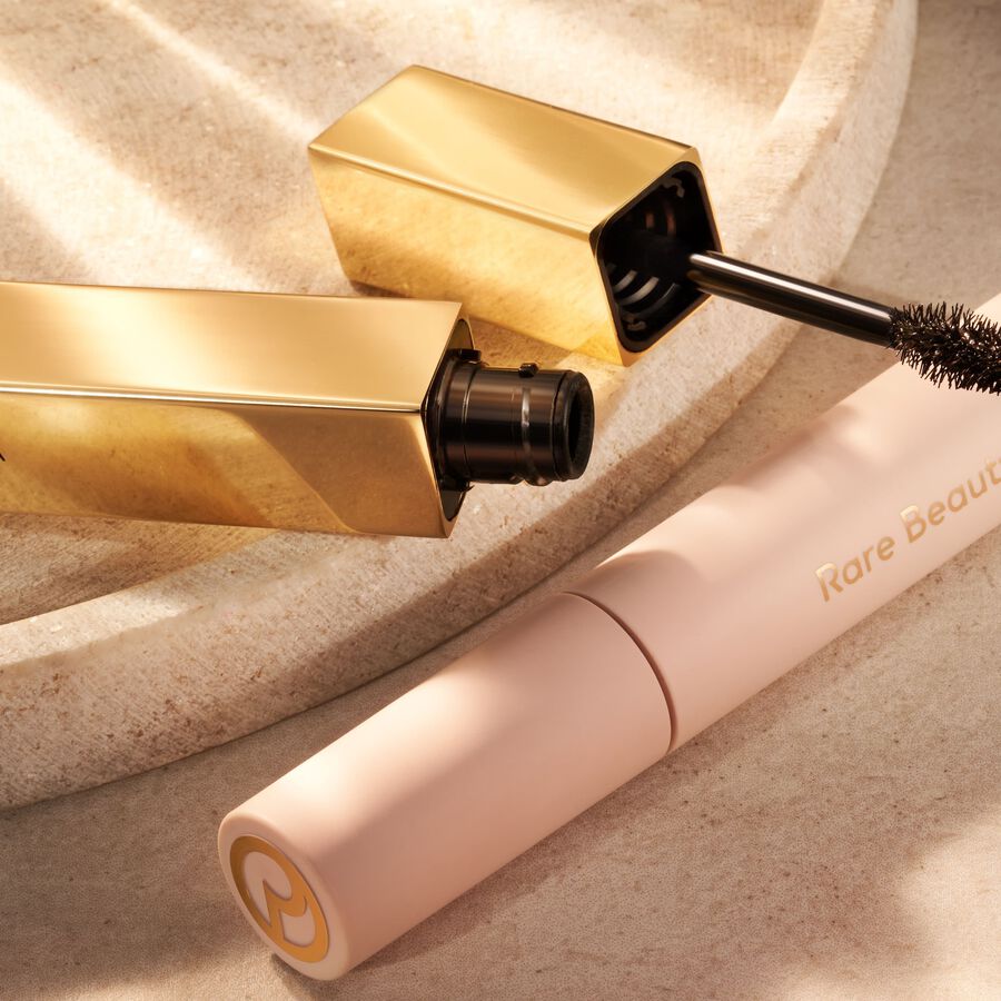 Why This Lash-Lengthening Mascara Is A Bestseller