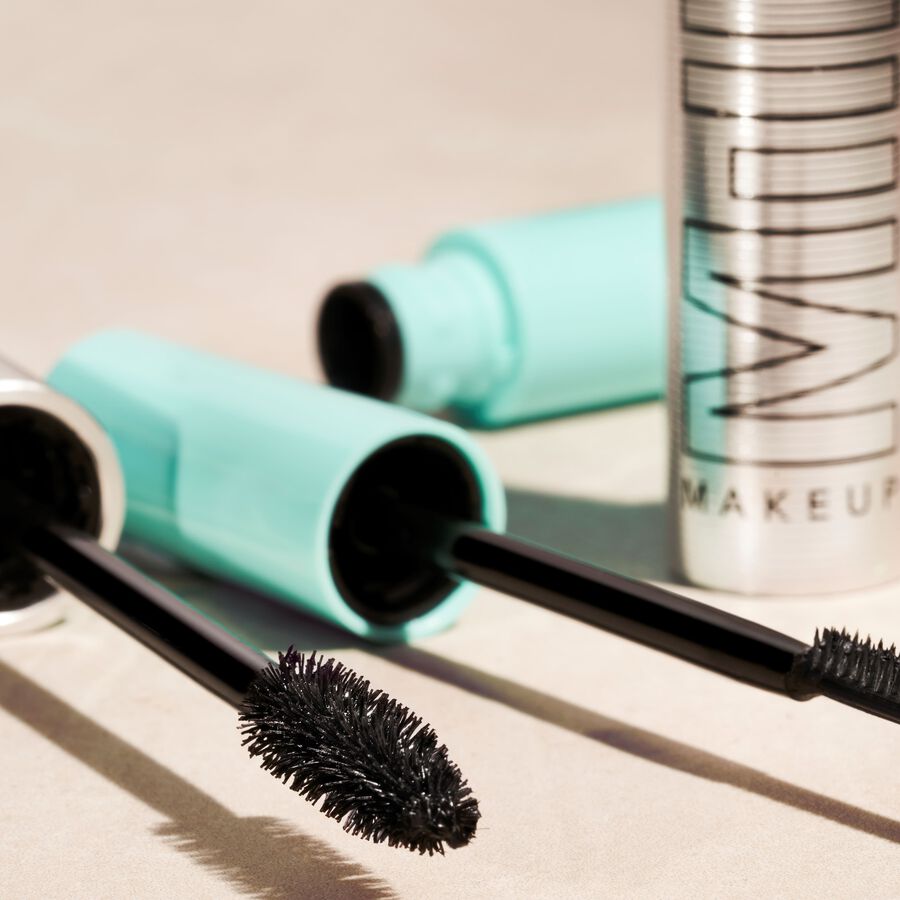 What Is Mascara Cocktailing?