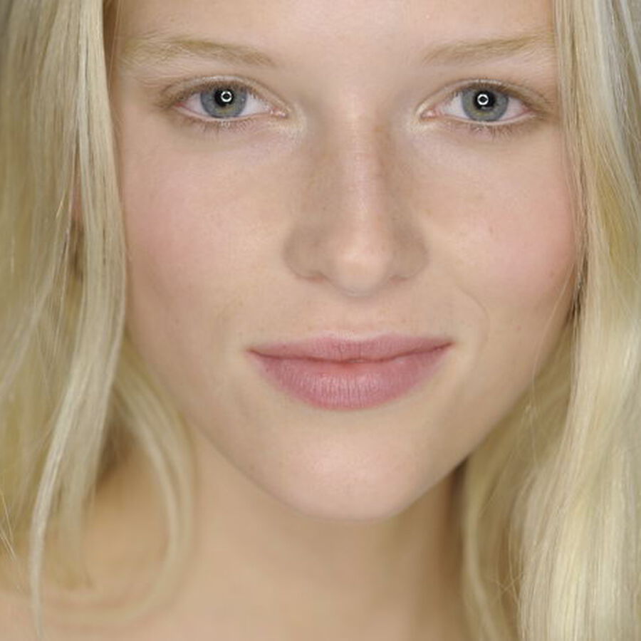 THE ART OF | How To Wear Blusher