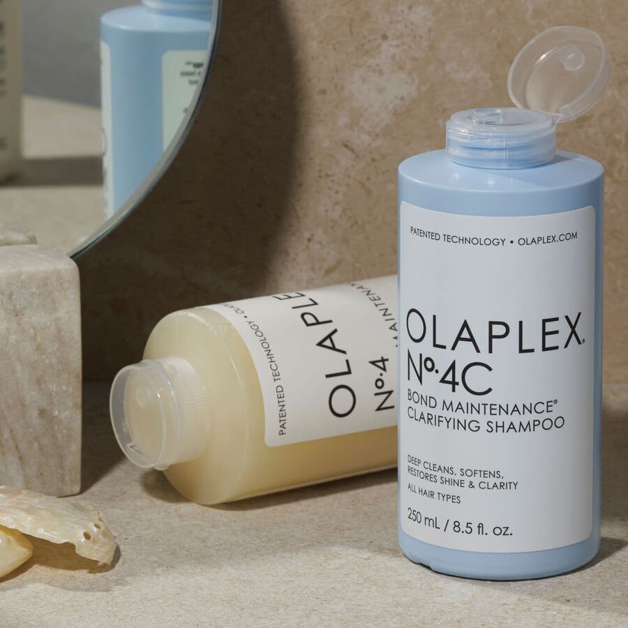 Nous essayons le shampooing clarifiant Olaplex No.4C