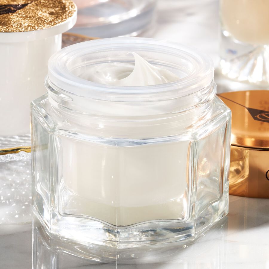 MOST WANTED | Will Charlotte Tilbury Magic Cream Work For Me?