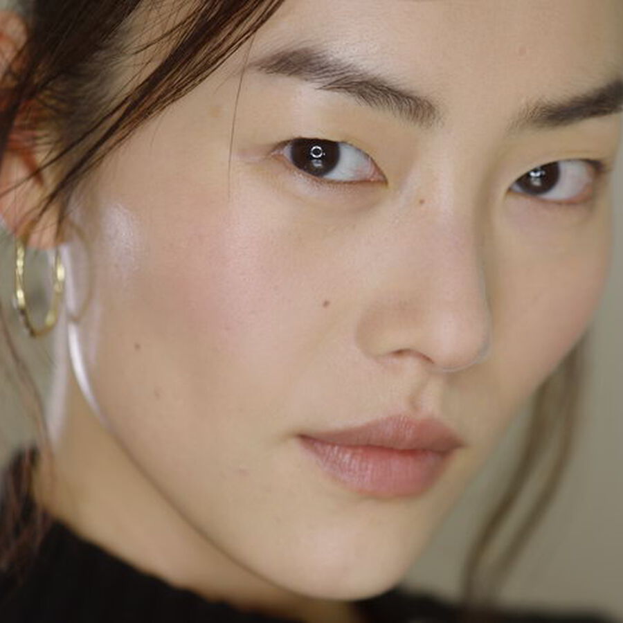 IN FOCUS | How To Improve Skin Firmness