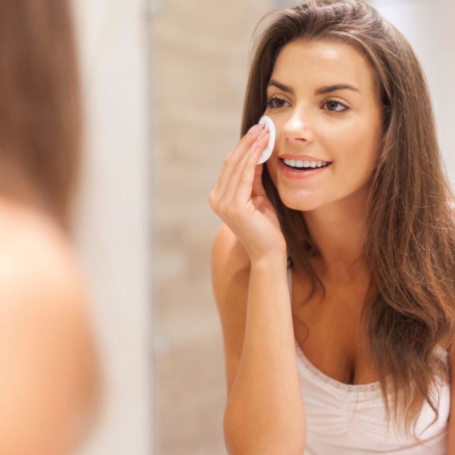 IN FOCUS | How To Remove Your Makeup
