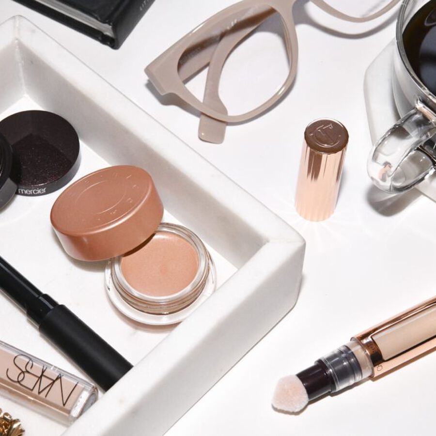 Concealers för mycket mörka ringar som godkänts av redaktörer