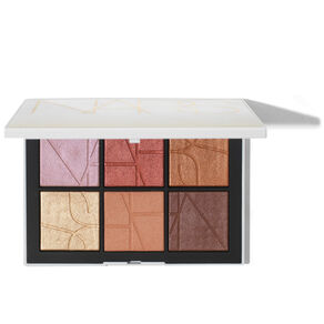 All That Glitters Light Reflecting Cheek Palette