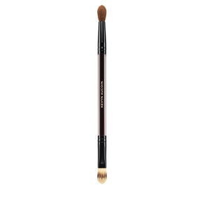 The Duet Concealer Brush