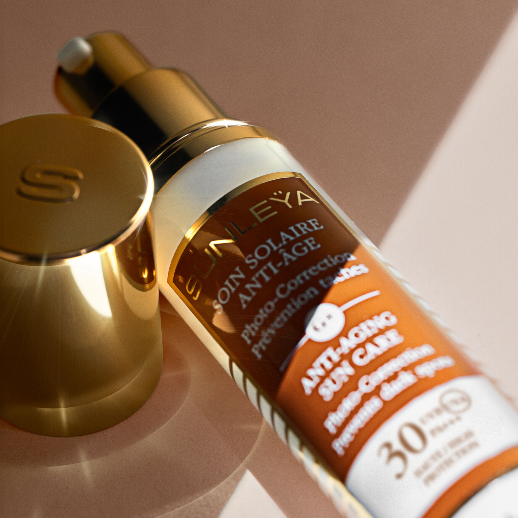 Sisley-Paris Sunleÿa SPF 30+ | Space NK