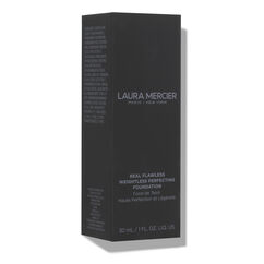 Real Flawless Weightless Perfecting Foundation, 3W0 SANDSTONE, large, image5