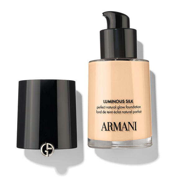 Luminous Silk Foundation, 2, large, image1