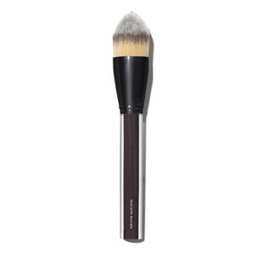 The Foundation Brush