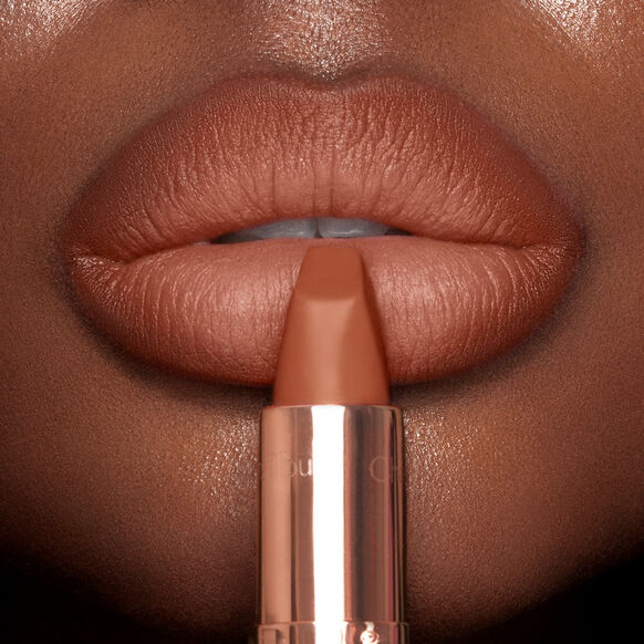 Matte Revolution Lipstick - Limited Edition, CATWALKING, large, image4