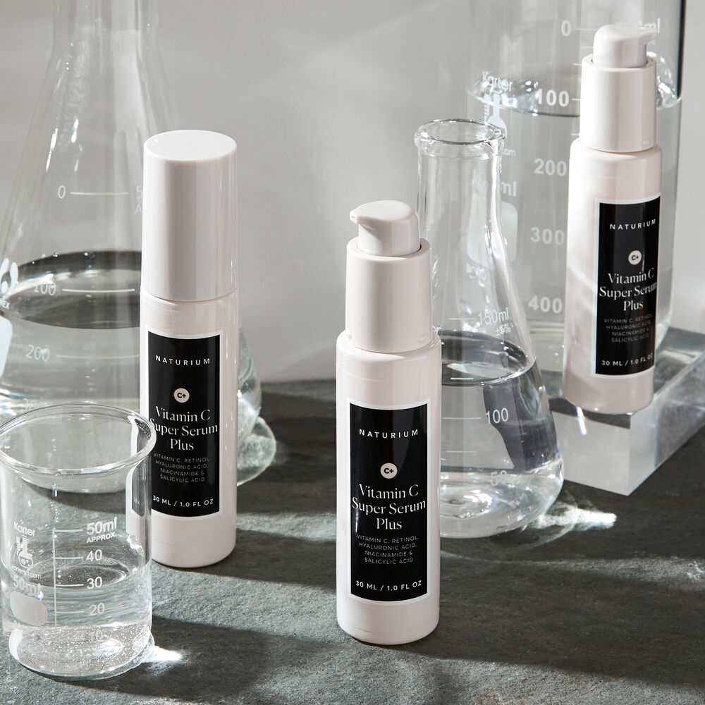 NATURIUM Vitamin C Super Serum Plus Space NK