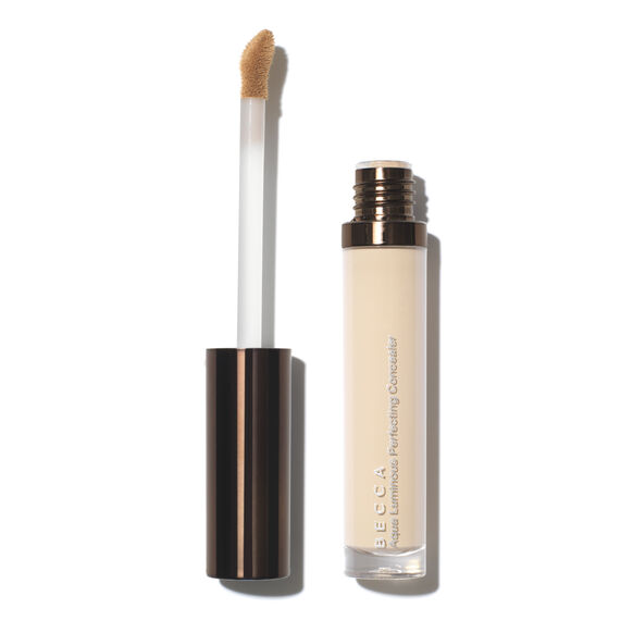 Aqua Luminous Perfecting Concealer, PORCELAIN, large, image2