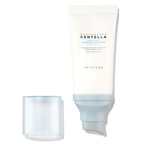 Skin1004 Madagascar Centella Hyalu-Cica Water-Fit Sun Serum