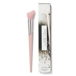 Fenty Beauty Cheek-Hugging Highlight Brush 120, , large, image2