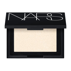 Light Sculpting Highlighting Powder