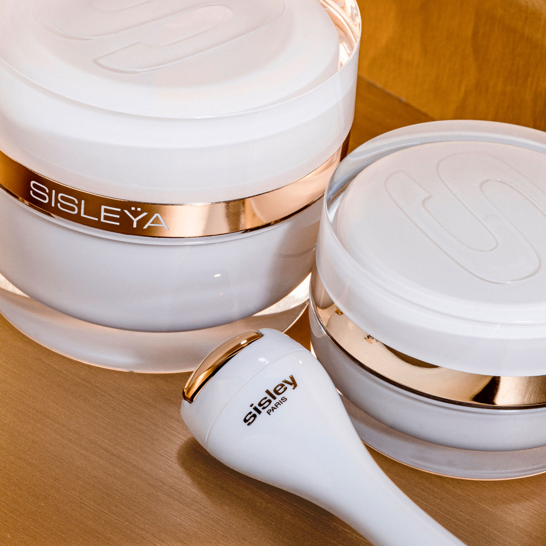 Sisley-Paris Sisleya L'Integral Anti-Ageing Eye and Lip Contour