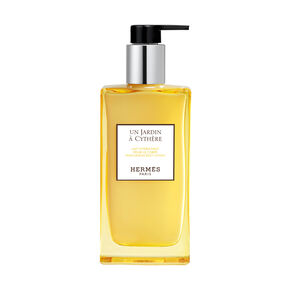 Un Jardin À Cythère Moisturizing Body Lotion