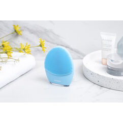 Luna 3 Facial Cleansing Brush, Combination Skin, , large, image4