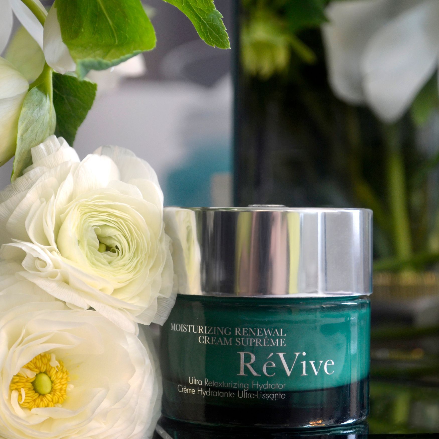 Révive Moisturizing Renewal Cream Suprême Nightly Retexturizer