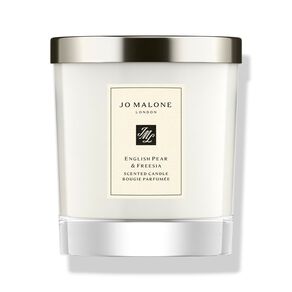 English Pear & Freesia Classic Candle