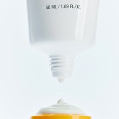 Zero-cast Moisturizing Finish Sunscreen, , large, image3