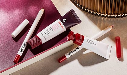NEW IN- GLOSSIER