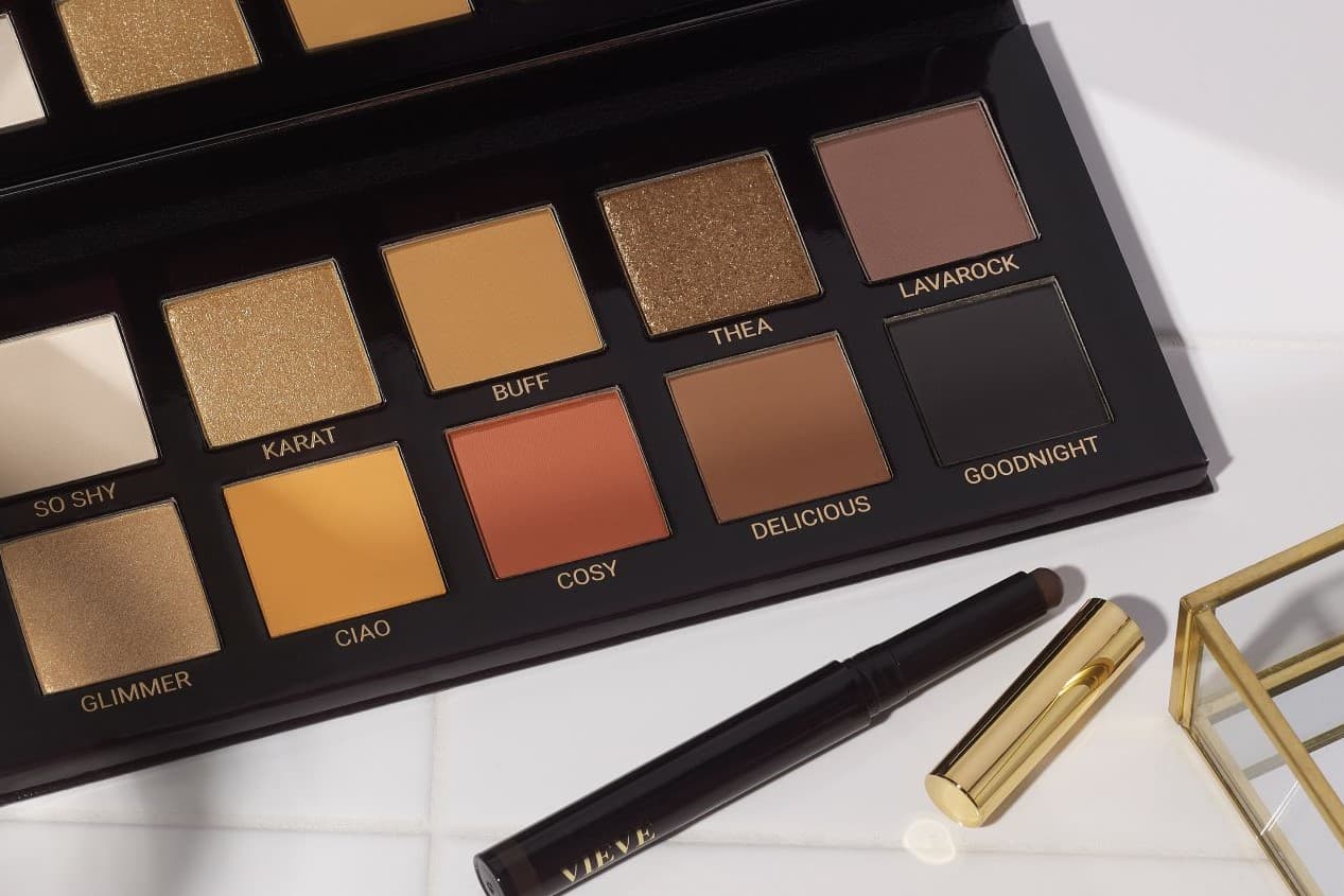3 stappen om de perfecte smokey eye te creëren volgens Jamie Genevieve