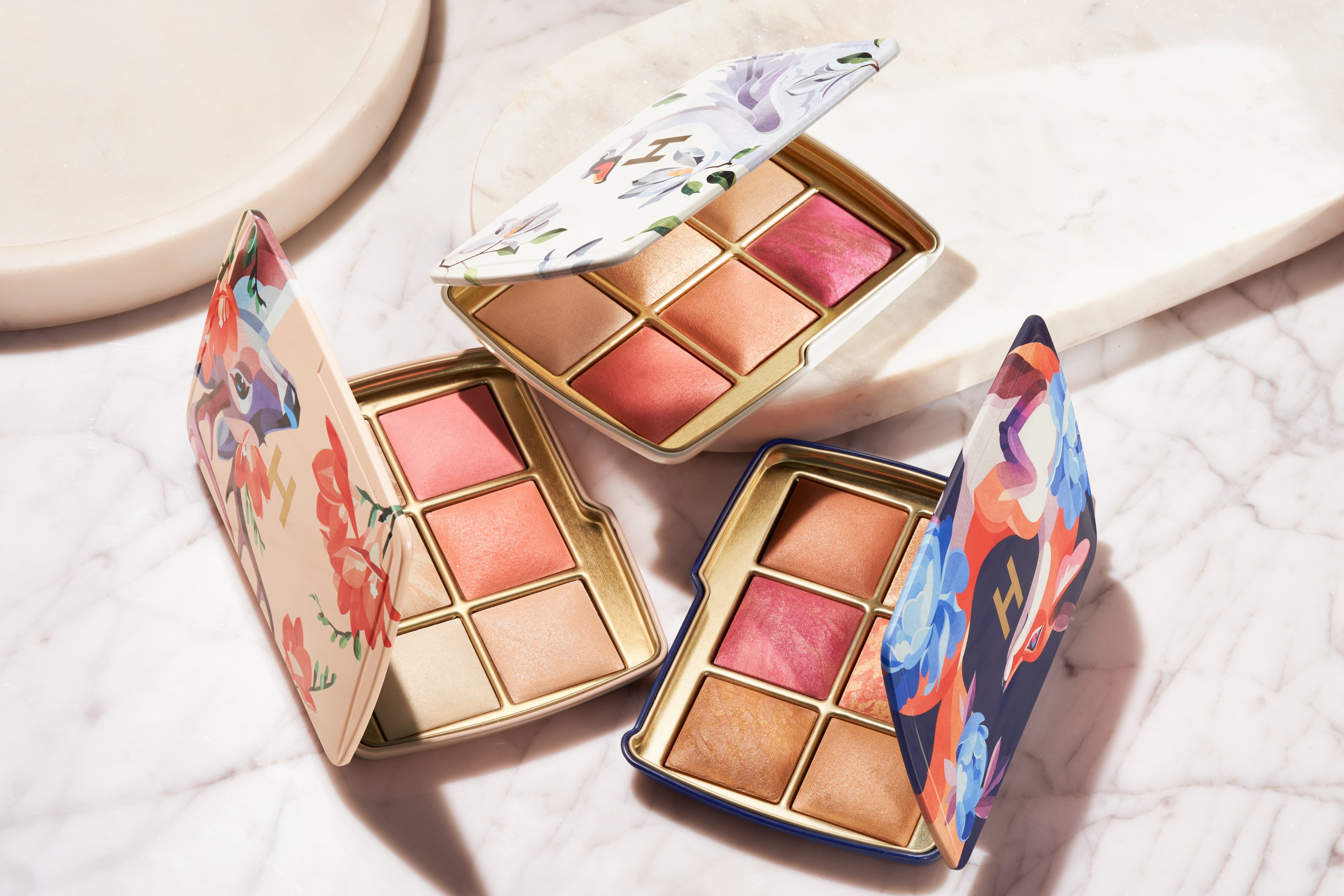 Hourglass Ambient Lighting Unlocked Palettes