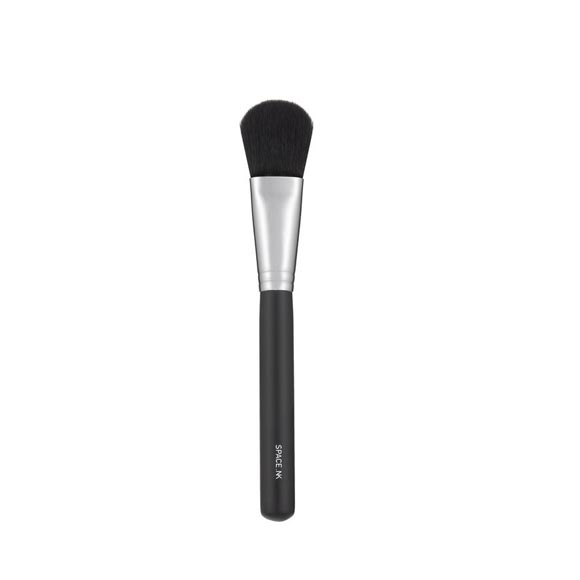 blush brush