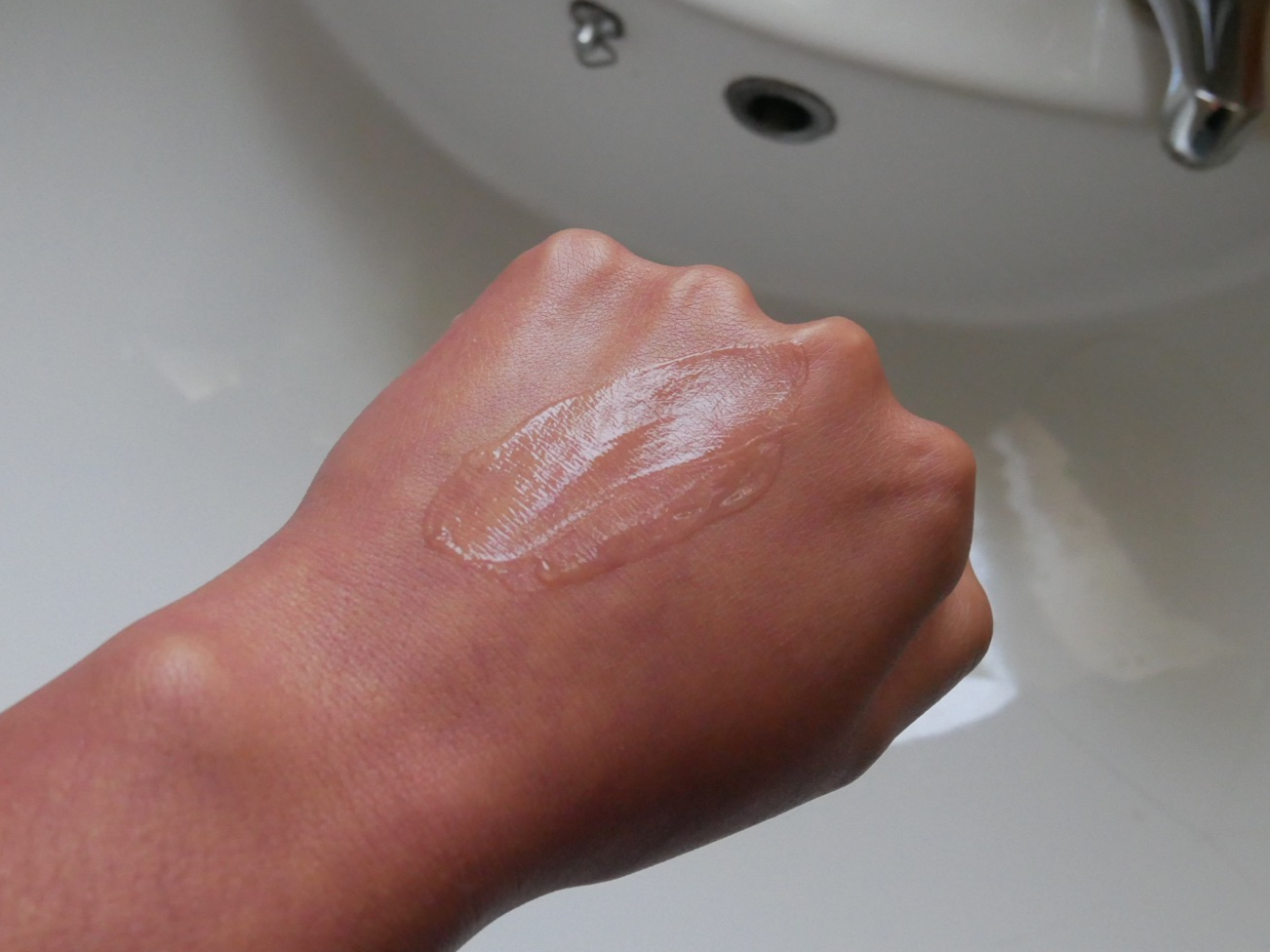 The Ordinary Moisturizing Factors + Beta Glucan swatch | Space NK