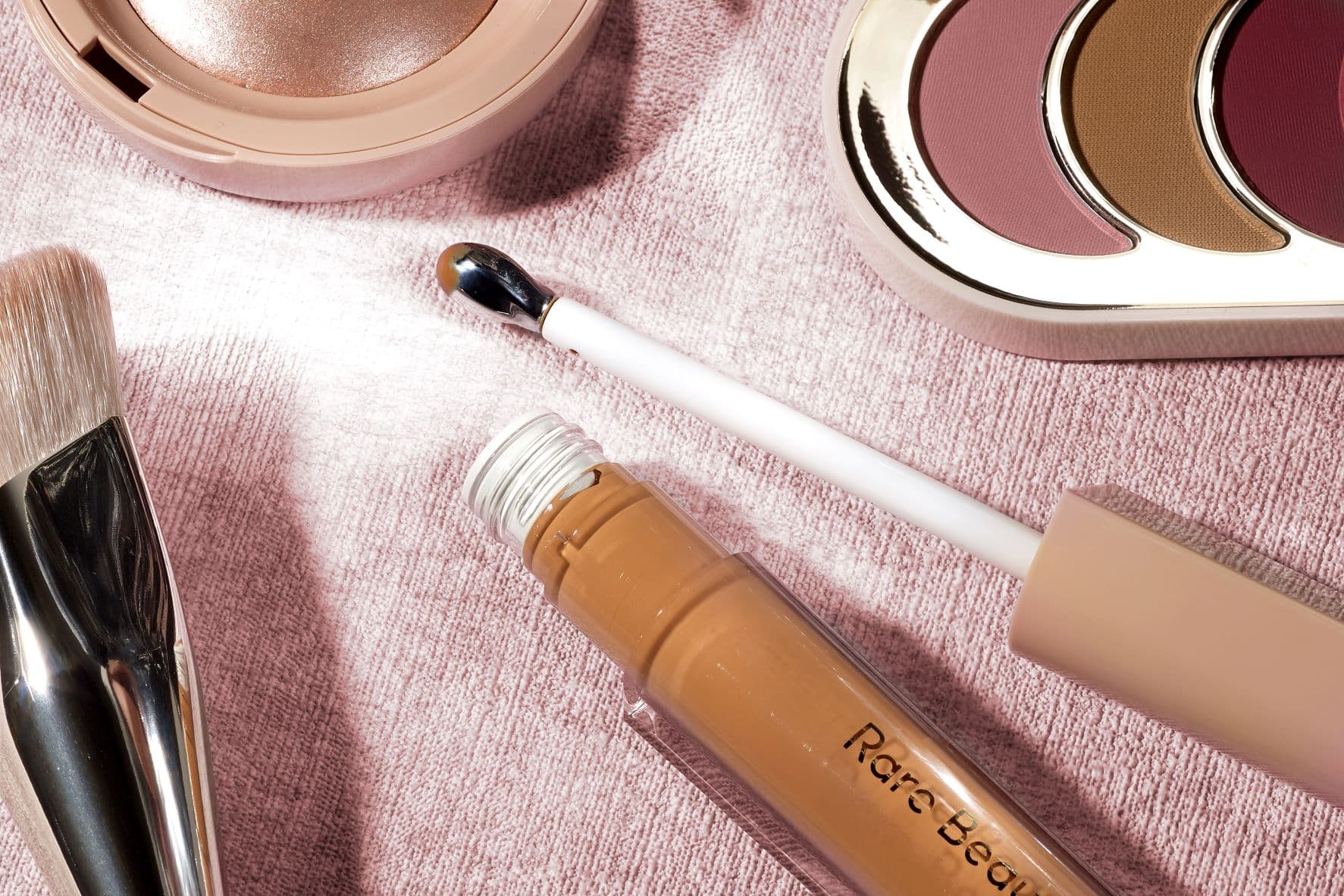 Rare Beauty Under Eye Brightener Review | Space NK Rare Beauty Under Eye Brightener Review | Space NK