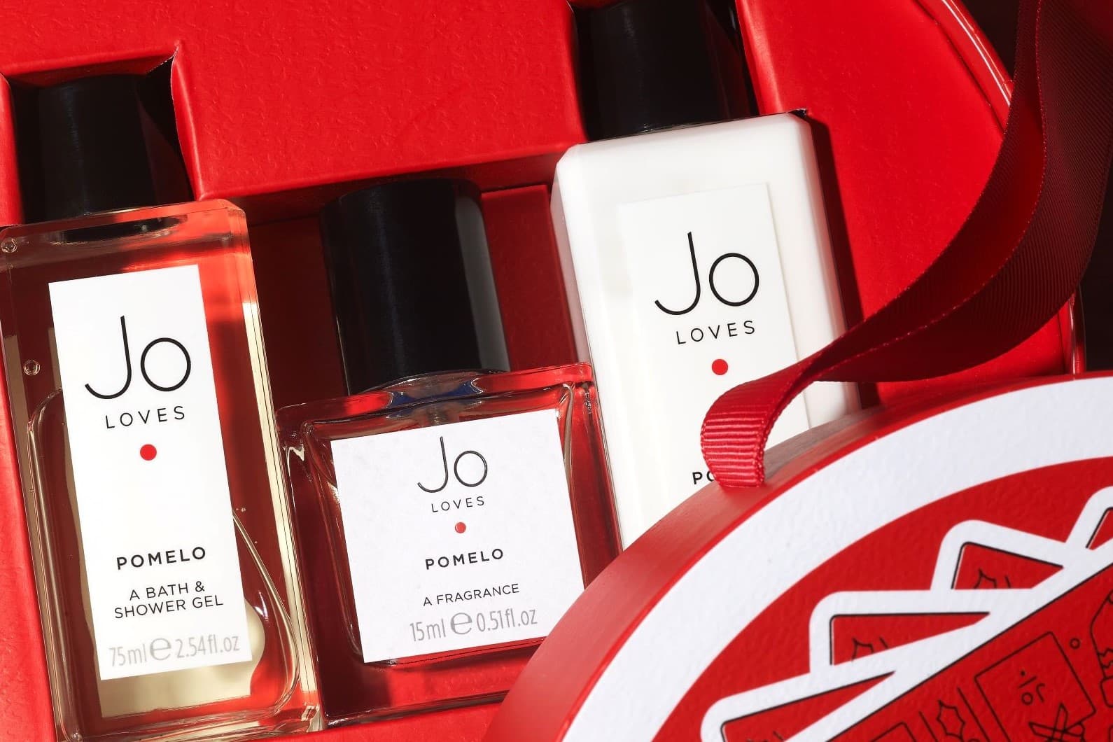 10 'Scentsational' Perfume Gifts For The Trickiest People