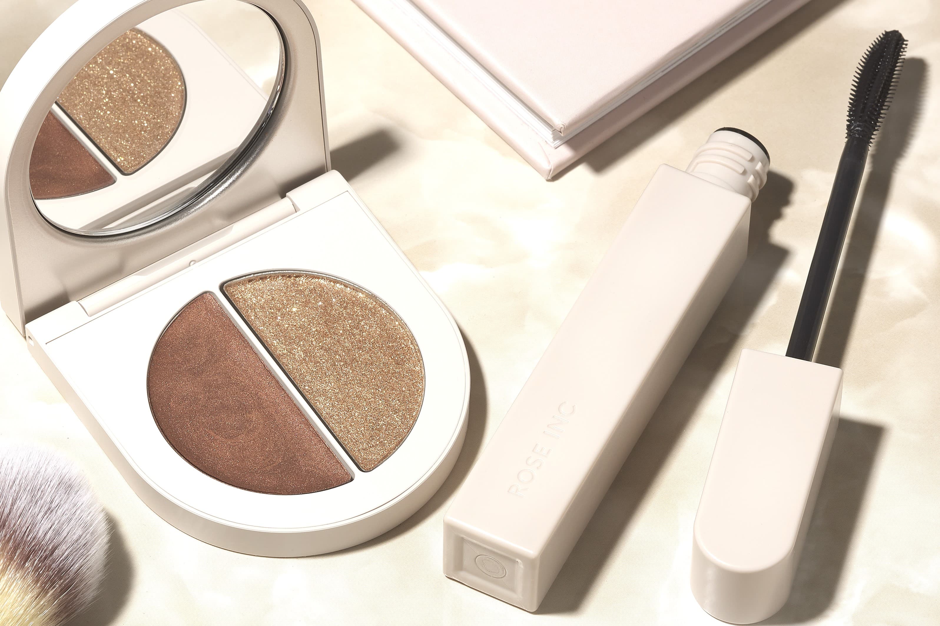 Rosie Huntington-Whiteley's 60 Second Eye Look Rosie Huntington-Whiteley's 60 Second Eye Look