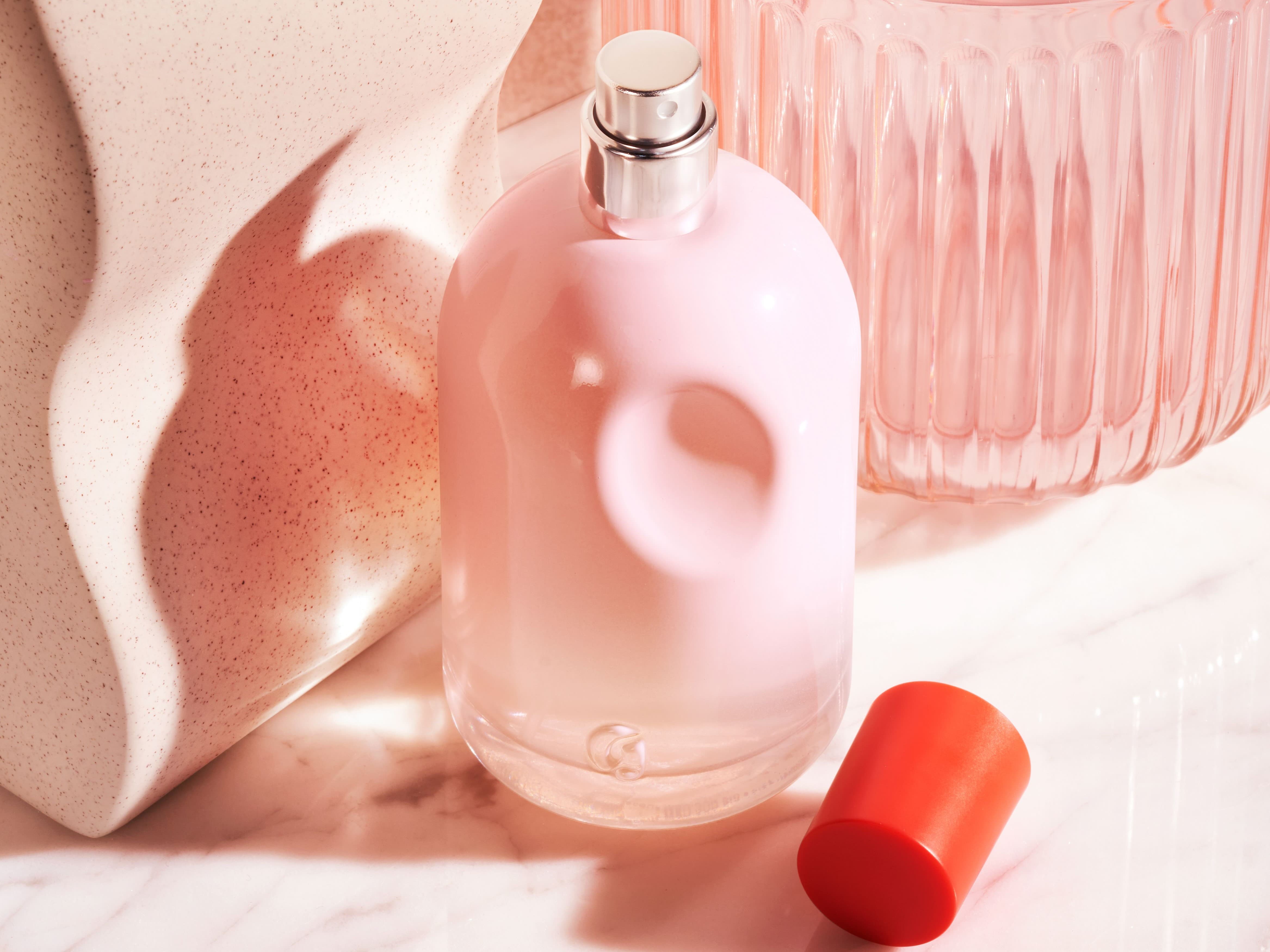 Dossier Challenges Luxury Brands with New Original Fragrances