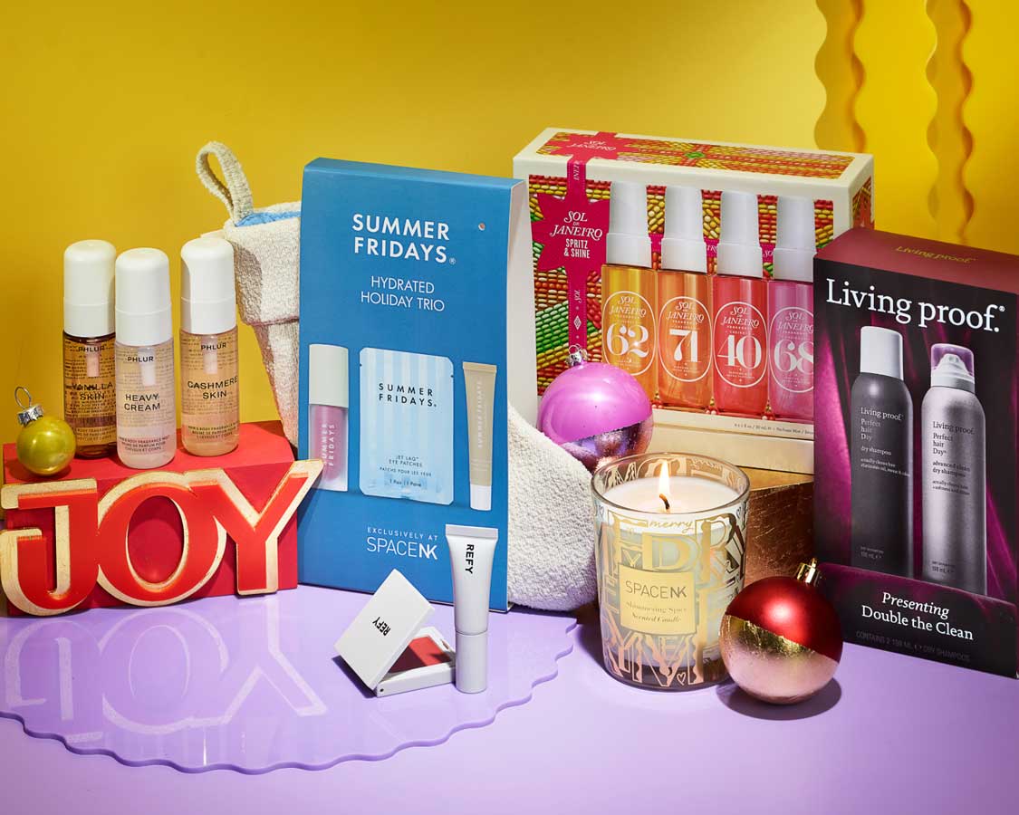 Your First Look At Christmas