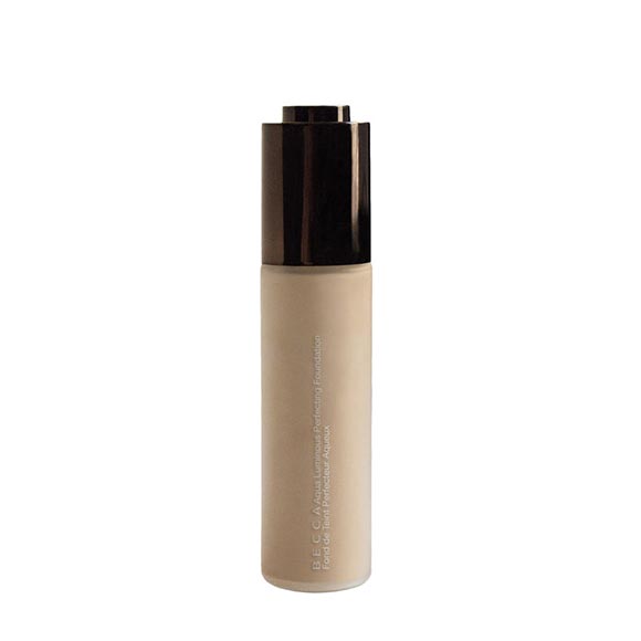 Aqua Luminous Perfecting Foundation