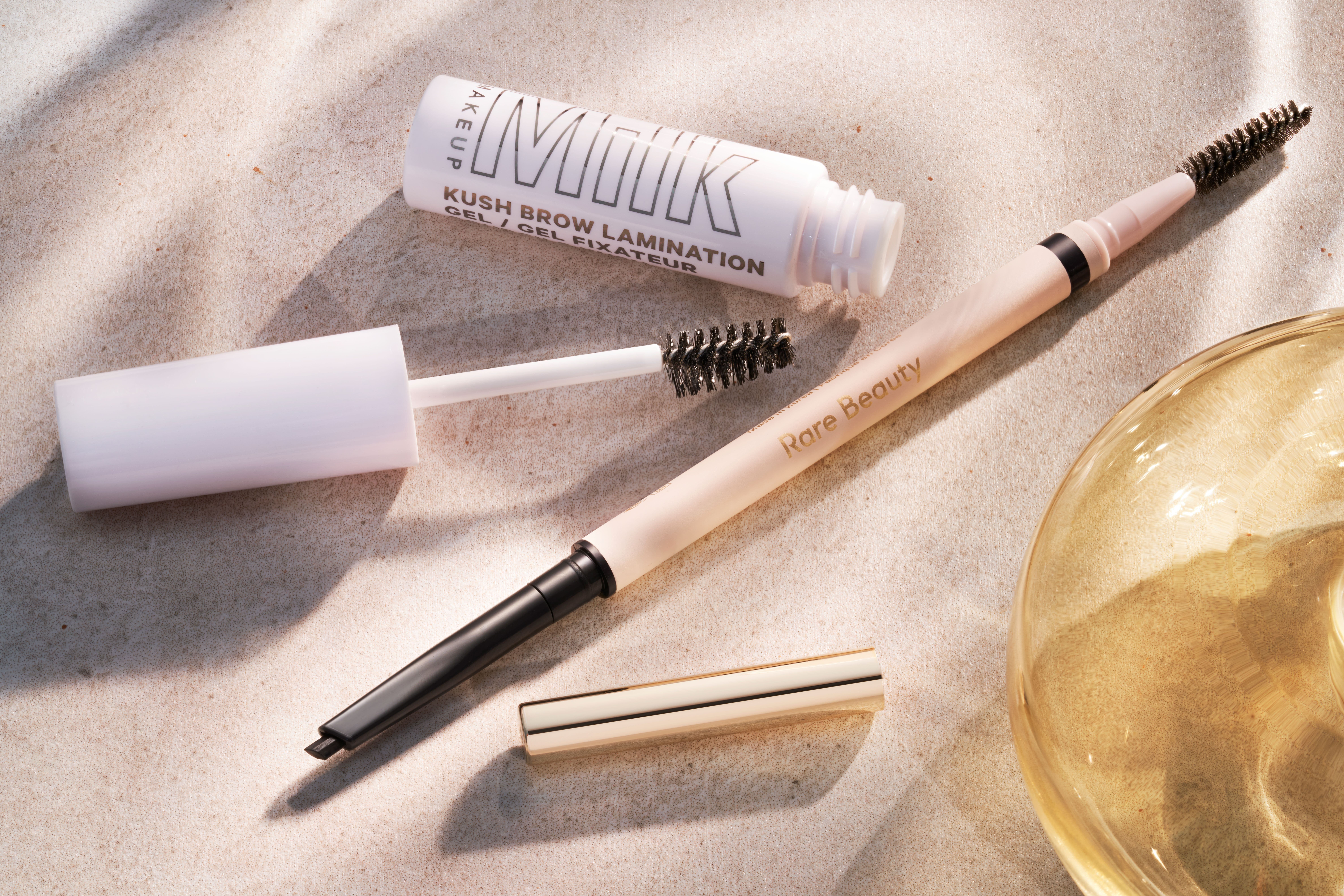 How To Shape Your Brows | Space NK How To Shape Your Brows | Space NK