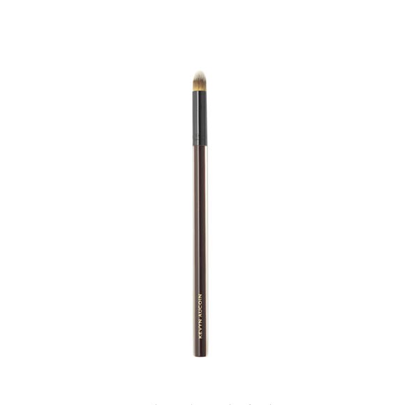 the blender/concealer brush