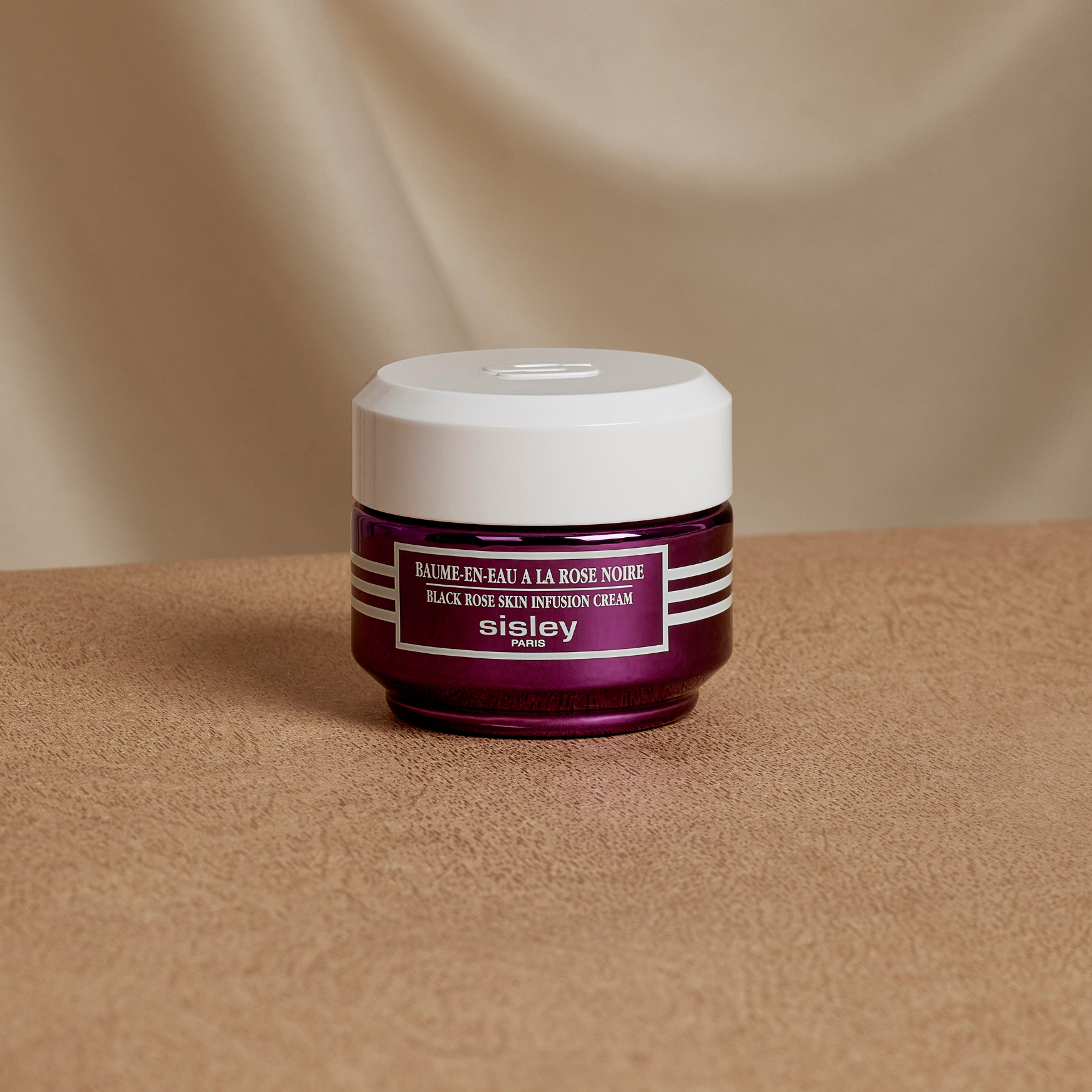 sisley ブラックローズスキンインフュージョンクリーム Amazon.com: Sisley Paris Black Rose Skin Infusion Cream - 50 mL