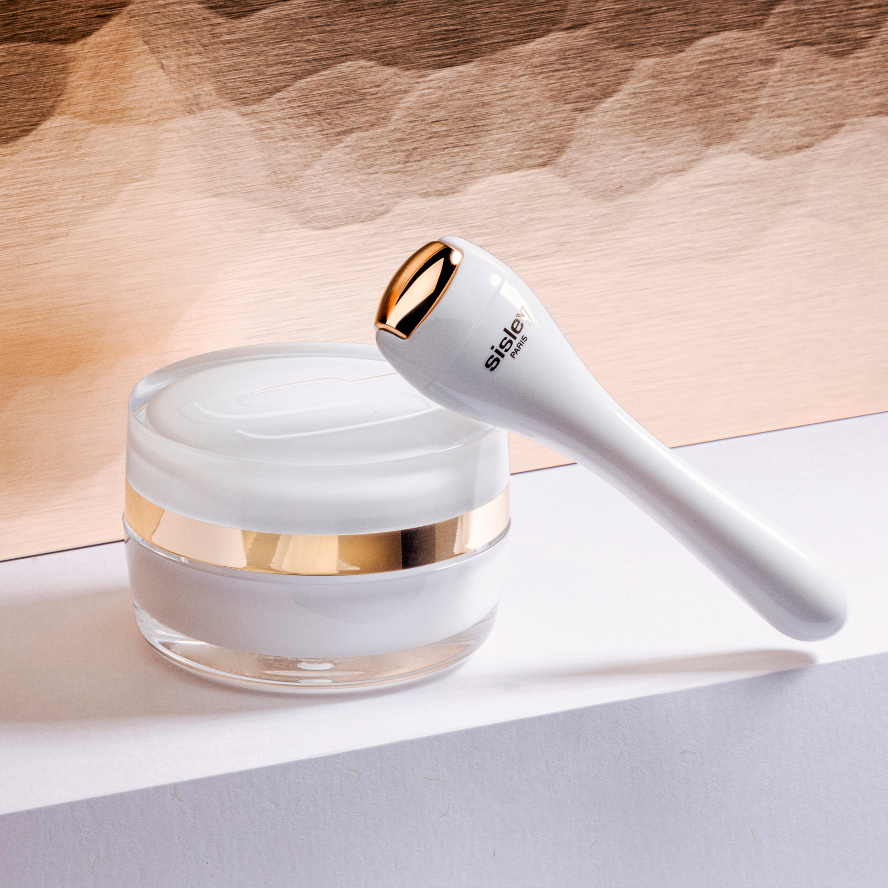 Sisley-Paris Sisleya L'Integral Anti-Ageing Eye and Lip Contour
