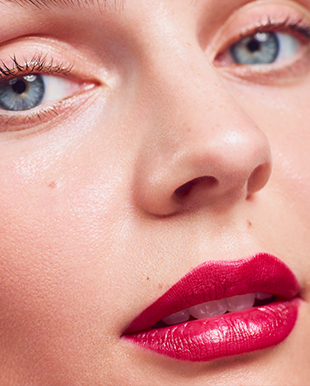 Look-at-me Lips